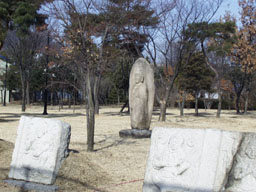 Sculpture at Kyeongbokkung 