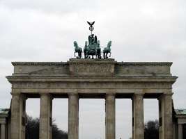Side view of Brandenburg gate; winged charioteer atop gate