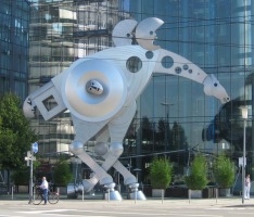 statue in heidelberg hbf area