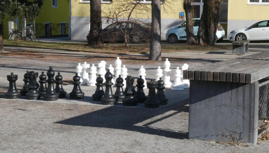 Large chess set in park (pieces are about 40 cm tall)