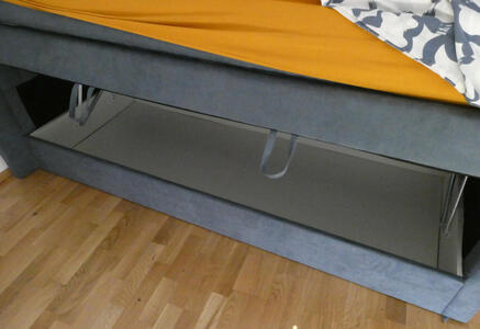 storage area under bed