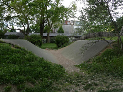 curved skateboard ramp