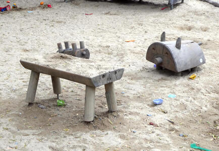 normal bench and bench in form of pig