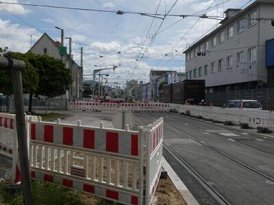 barrier near remise 3