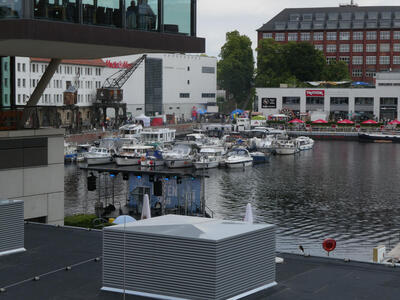 ships in tempelhof harbor