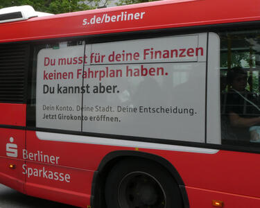 Du musst für deine Finanzen keinen Fahrplan haben. Du kannst aber. Dein Konto. Deine Stadt. Deine Entscheidung. Jetzt Girokonto eröffnen.
