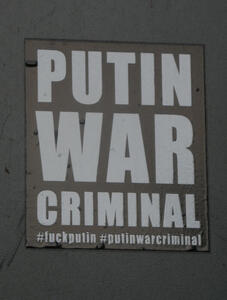 sticker Putin war criminal