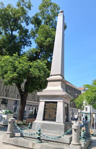 Monument to Erzherzog Otto; it is a large obelisk with a sphere on top.