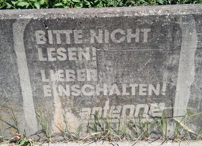 Bitte nicht lesen! Lieber Einschalten! antenne