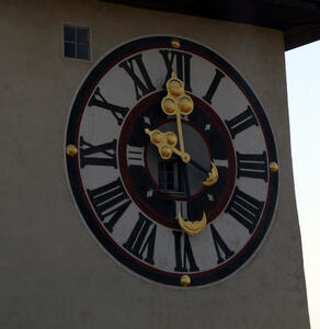 clock showing 1150