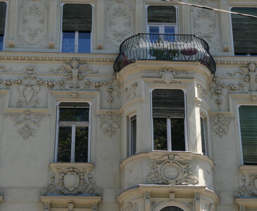 ornate reliefwork on building