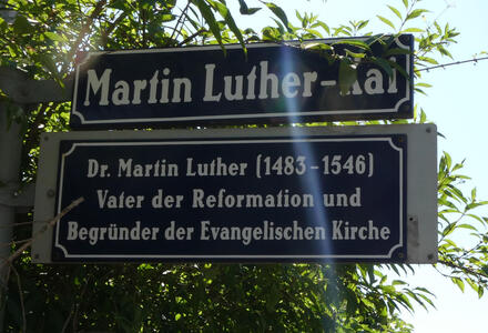Dr. Martin Luther (1483-1546) Vater der Reformation und Begründer der Evangelischen Kirche