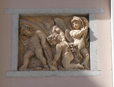 Reliefwork showing four bulky cherubs
