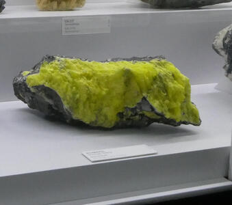 Yellow sulfur crystals