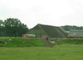 0647_train.jpg