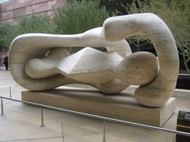 gray pretzel-like sculpture