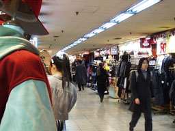 Underground shopping mall (1) 
