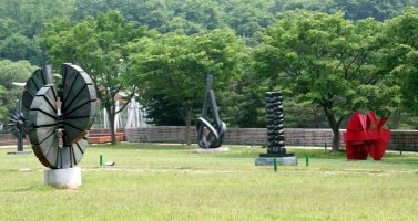 Pleasing arrangment of 4 different sculptures