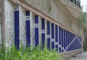 Side view of Wall of Hope