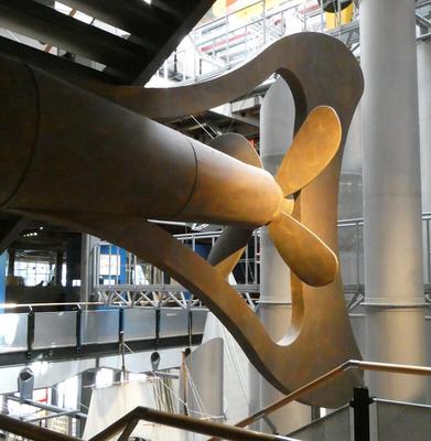 Propeller of a deep-sea ship