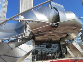 Twisted steel front of Pritzker Pavilion