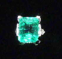 Emerald ring
