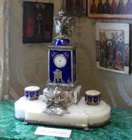 Blue desk clock