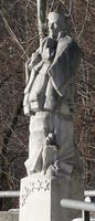 statue