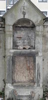 Extremely weathered grave marker
