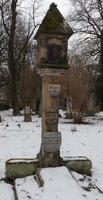 Marker in form of tower with lantern enclosure at top