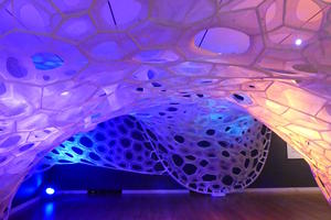 Plastic/plexiglass arches in honeycomb formation