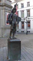 papageno statue