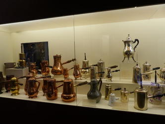 choco serving pots