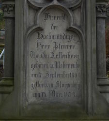 gravestone closeup