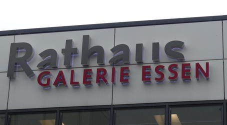 signage rathaus galerie