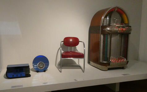 radios chair and large radio