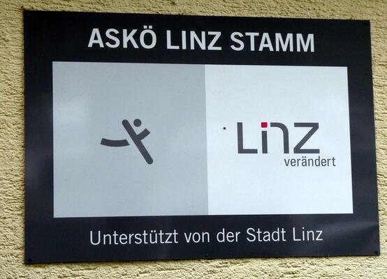 Logo for ASKÖ Linz