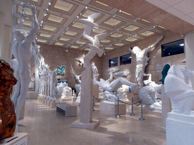 sculpture room