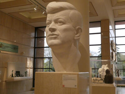 large head of jfk