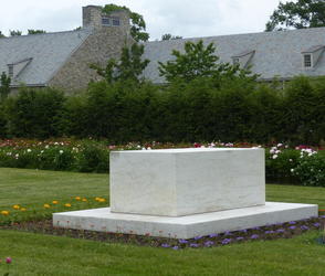 fdr eleanor tomb