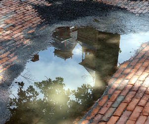 olana house reflection