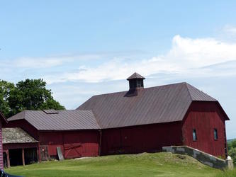 olana barn
