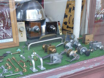 hudson hardware store