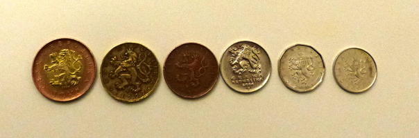 “tails” side of Czech coins