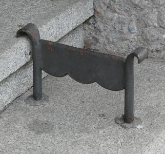 Metal bootscraper