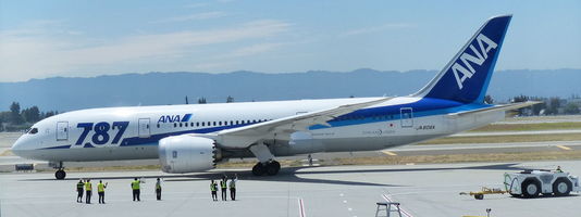pics_10_jul/0947_dreamliner_th