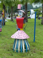 metal sculpture woman
