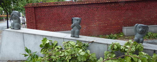 three wise monkeys