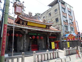 temple with lcd