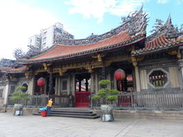 longshan temple